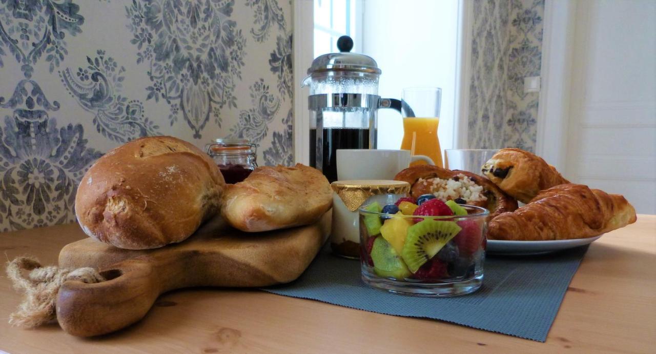 Bed and Breakfast Logis De L'Arceau Celles  Exterior foto