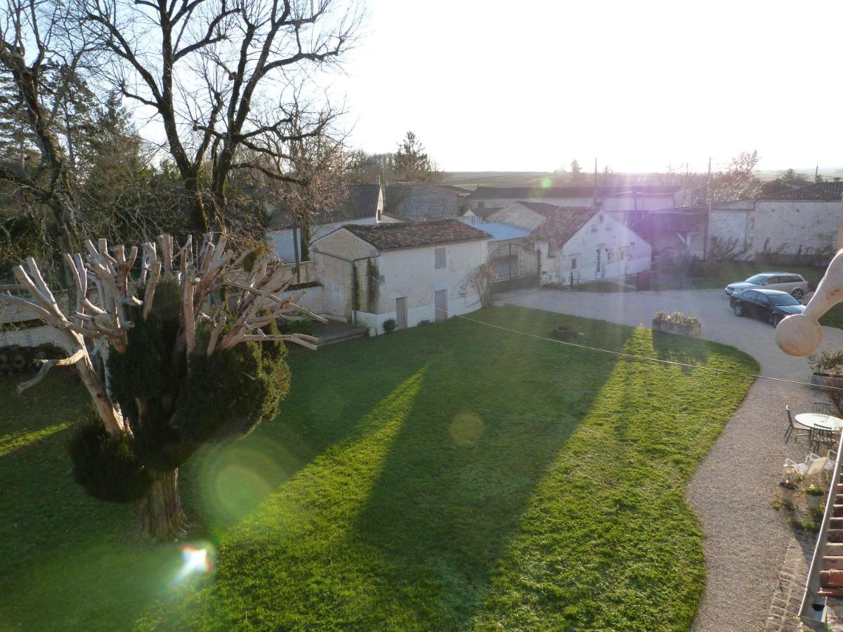Bed and Breakfast Logis De L'Arceau Celles  Exterior foto