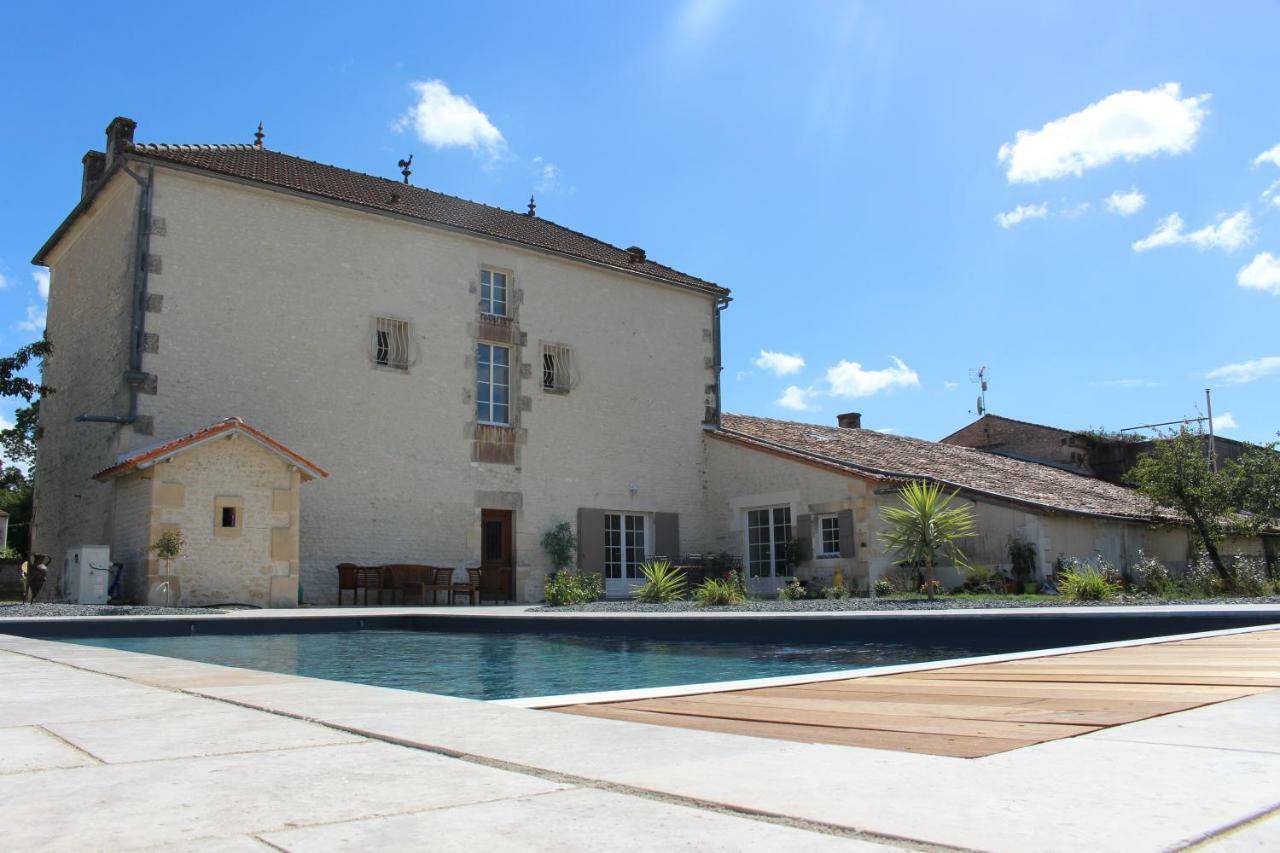 Bed and Breakfast Logis De L'Arceau Celles  Exterior foto