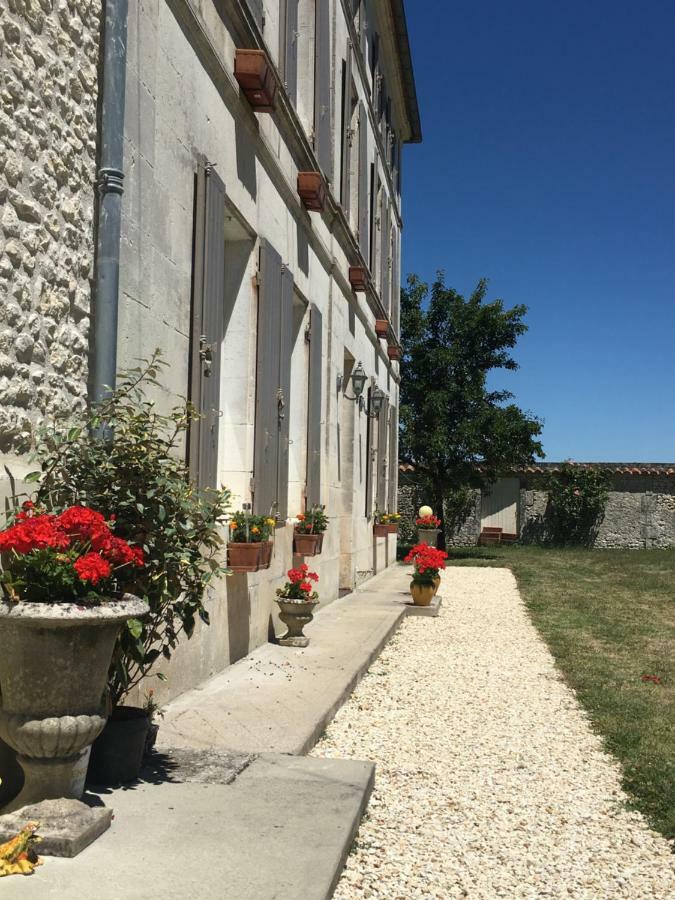 Bed and Breakfast Logis De L'Arceau Celles  Exterior foto