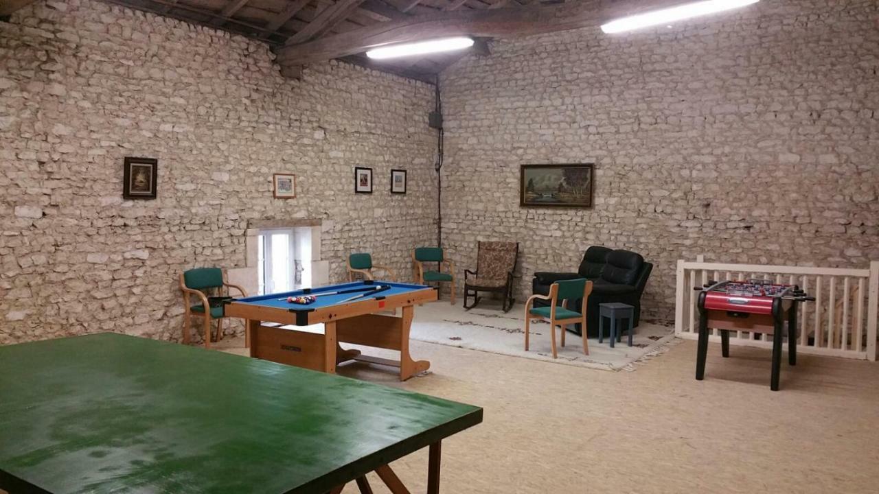 Bed and Breakfast Logis De L'Arceau Celles  Exterior foto